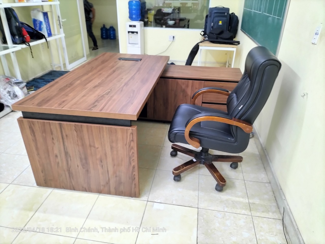 Bàn giám đốc Luxury LUXB1818V3